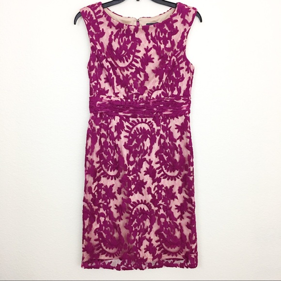 Adrianna Papell Dresses & Skirts - HP💕Adrianna Papell Lace Overlay Sleeveless Dress